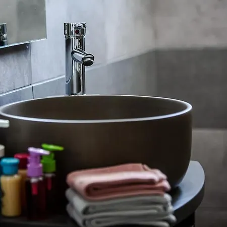 Minimal By The Sea *